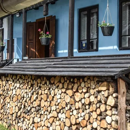 Chalet Stara Horaren 2 *