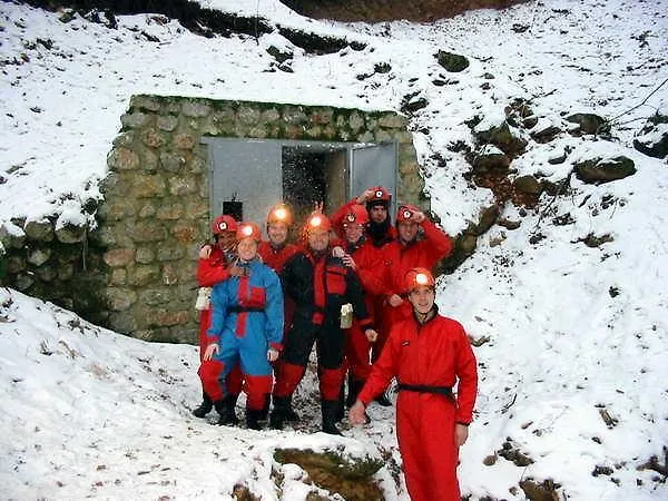 シャレー Stara Horaren 2 ドブシナー