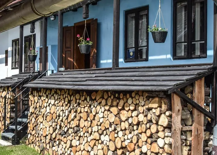 شاليه Stara Horaren 2 *